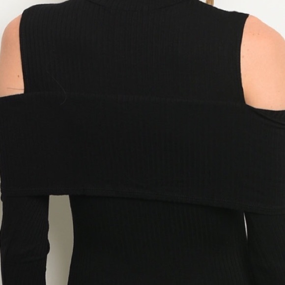 BLACK COLD SHOULDER RIBBED DRESS - Picture 5 of 11